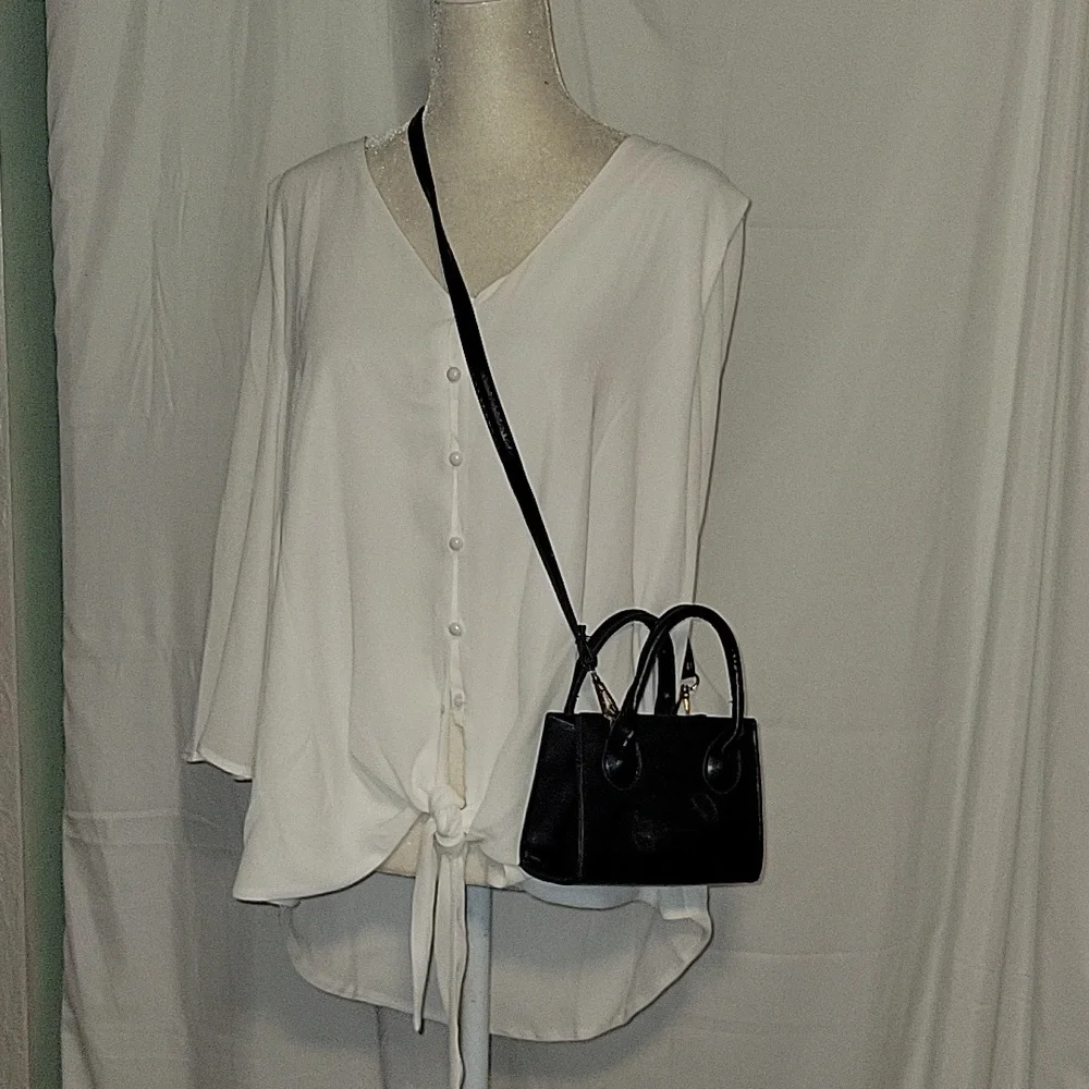 Tiny black crossbody purse - Picture 2 of 8